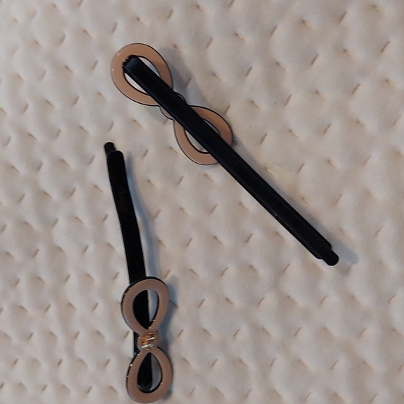 hair clips - Picture 2 of 4